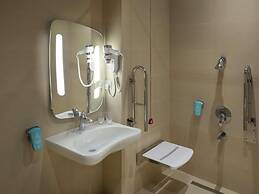 ibis Jeddah Malik Road