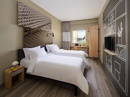 ibis Jeddah Malik Road