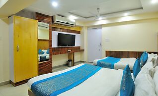 Hotel lahorimal Deluxe Paharganj