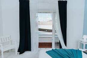 O House Ericeira Hills