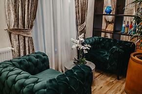 Seventeen Rooms