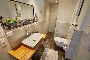 Rochter Apartments