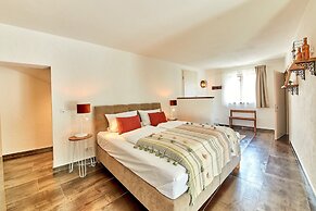 Rochter Apartments