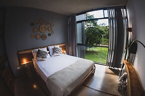 Hotel Enai