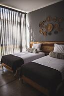 Hotel Enai