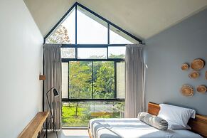Hotel Enai