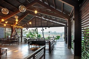 Hotel Enai