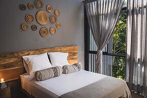 Hotel Enai