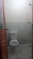 Ekonumi Rooms at Benrosi Plaza
