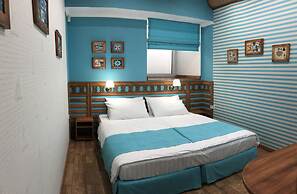 Lucky Ship Art Hotel