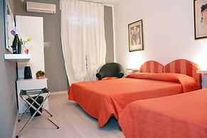 City Hotel
