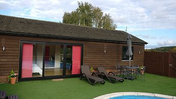 The Chiltern Lodges at Upper Farm Henton