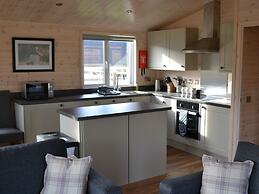 The Chiltern Lodges at Upper Farm Henton