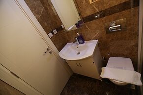 Truemar Hotels & Suites