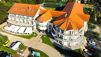 Holiday Resorts