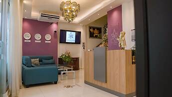 Cataleya Hotel