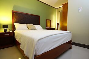Luxury Hotel & Apts