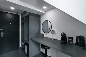 CREW Hotel