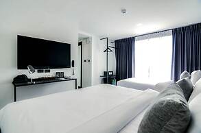 CREW Hotel