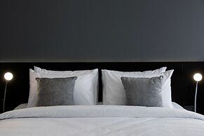 CREW Hotel