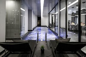 CREW Hotel