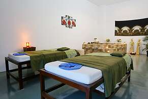 Grand Sunshine Resort & Convention