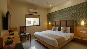 Magnus Square Business Hotel