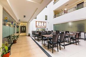 Magnus Square Business Hotel