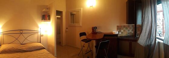 Dioscuri Townhouse