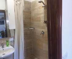 Dioscuri Townhouse