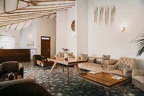 Saab Royale Resort