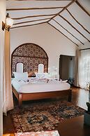Saab Royale Resort
