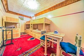 Dar Widad - Hostel