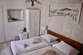 Luxury Lidija Rooms