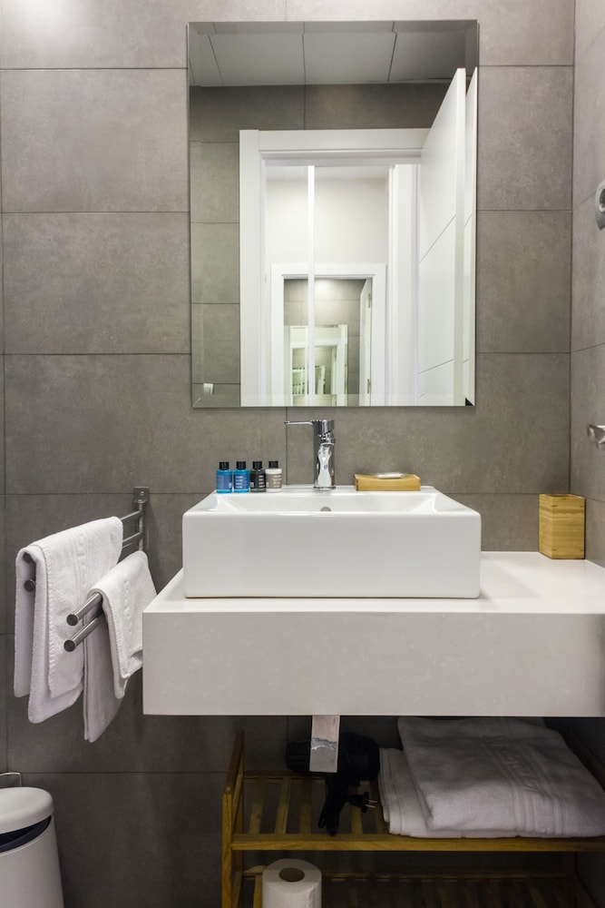 Arenal Suites Preciados
