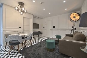 HOLM Boutique &Spa - IK Collection