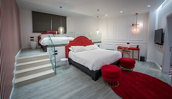HOLM Boutique &Spa - IK Collection