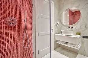 HOLM Boutique &Spa - IK Collection