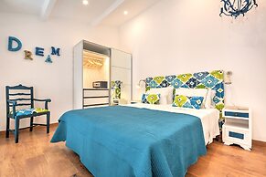 Blue Barqueta Studio