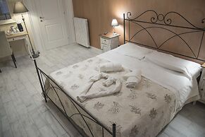 Baldassini Suites