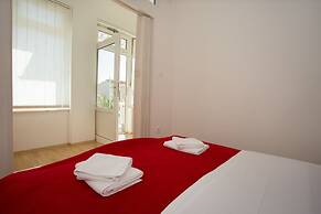 Beach Apartments Rumin