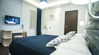Central Hotel