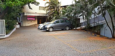 Regenta Place Bangalore, Cunningham Road