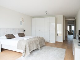 BizStay Harbour Scheveningen Apartments