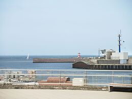BizStay Harbour Scheveningen Apartments