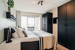 BizStay Harbour Scheveningen Apartments