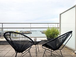 BizStay Harbour Scheveningen Apartments