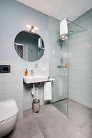 ODDSSON Midtown Hotel