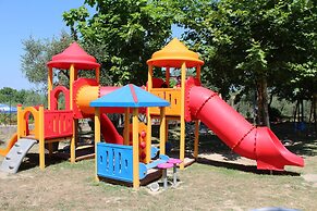 Happy Camp in Camping Cisano San Vito