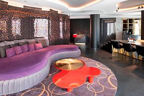W Dubai - The Palm